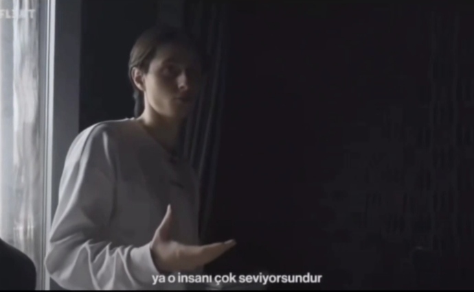 Neden tanımdığım bi adam göz göze iletişim kurana kadar bakar?