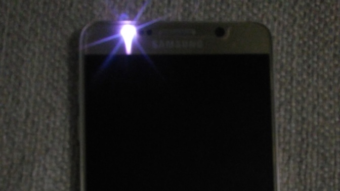 Telefon teknik servisinde falan calisan varsa ACİL yardim lazim bakar mısınız?
