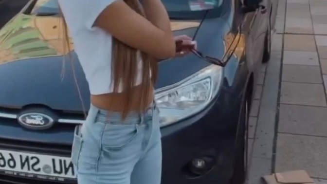 Yokmu burada böyle zayif kizlar? Varsa kac kilosunuz?