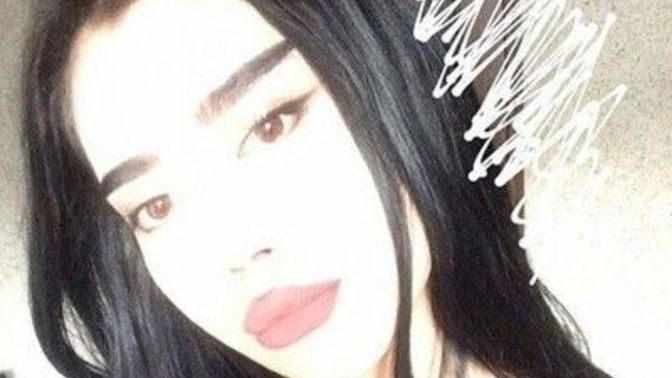 Erkekler, sevgiliniz sizinle konuşurken onamı bakardınız yoksa göğüslerinemi?
