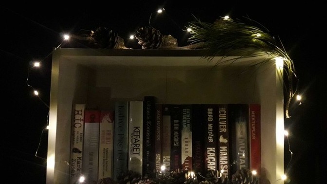 Kitaplığınızı süsler misiniz?