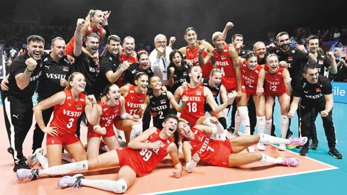 Filenin Sultanları, 2023 Avrupa Şampiyonası finalinde bugün 21:00da Sırbistan ile karşılaşacak Bir kez daha tarih yazabilirler mi?