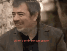 Yıllardır yakın arkadaş olduğum (erkek) arkadaşımın sevgilime aşık olduğunu düşünüyorum yardım edin lütfen?