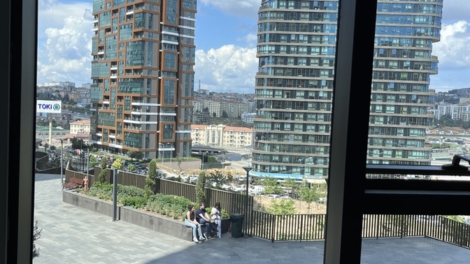 Yeni ofisimizin manzarası nasıl sizce?