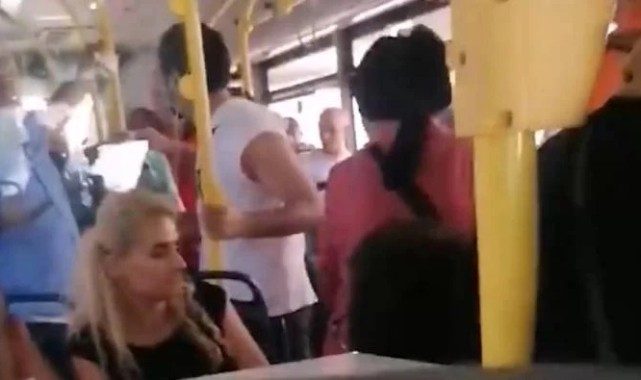 Otobüste benim ülkemi lezbiyen yapamayacaksınız diye kriz geçiren kadın! Başkalarının hayatına karışamamayı neden öğrenemiyoruz?