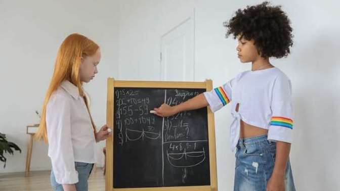 Kızlar matematikte daha mı kötüdür?