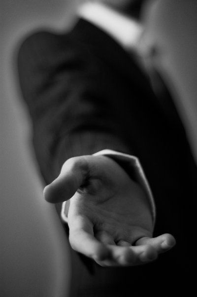 trust no one aslında
