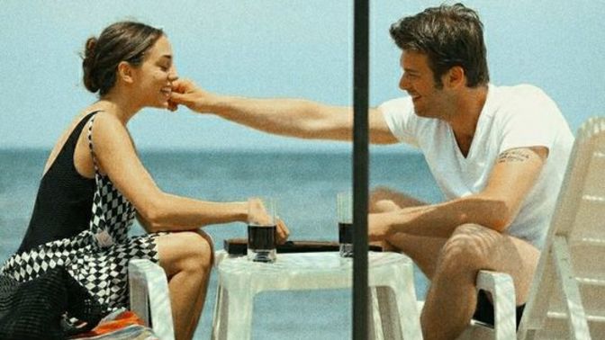 İlk sevgiliyle ciddi düşünmek mantıklı mı?