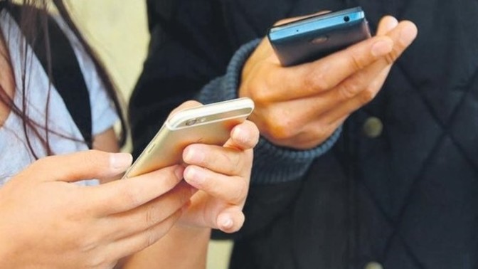 Sevgilisi olan kızın biri bana Instagram'dan yazdı, uzak dur dedim yazmalı mıydım sizce?