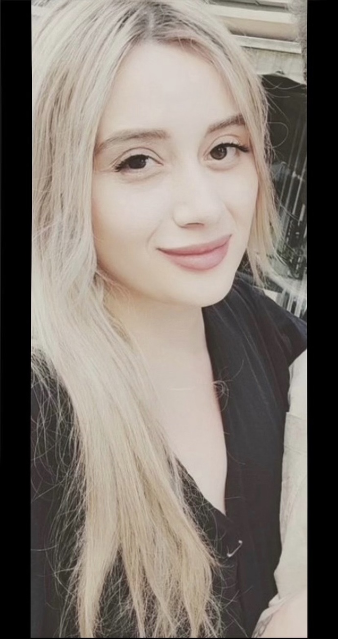 Sizce kaç yaşındayım ve saçrengimi değiştirsemmi?