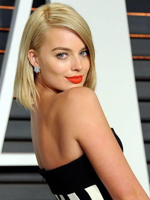 Margot Robbie güzel mi?