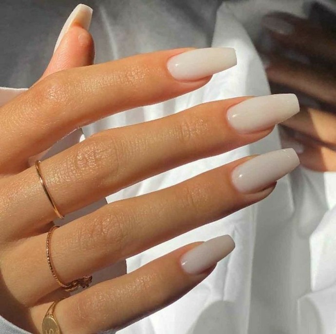 Hangi tırnak modeli daha hoş💅?
