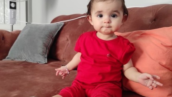 Bebeğim iki hafta sonra 1 yaşına girecek. Çok mu küçük duruyor sizce?