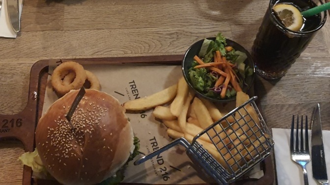 Pizza mı, hamburger mi?
