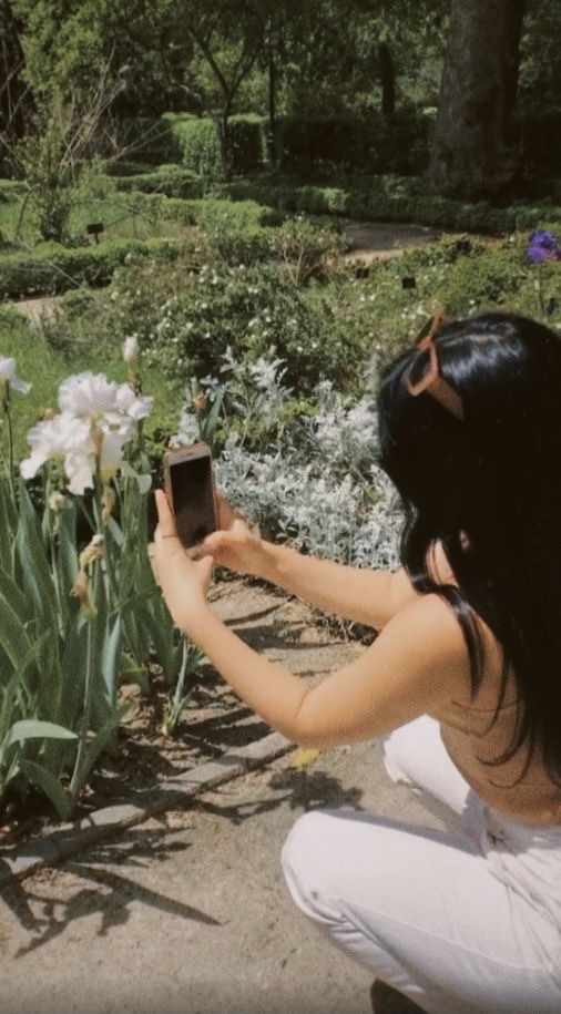 Neden gördüğümüz her şeyin fotoğrafını çekme ihtiyacı hissederiz?