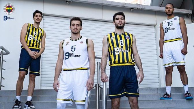 Sevgilime doğum gününde forma aldım, beğenir mi?