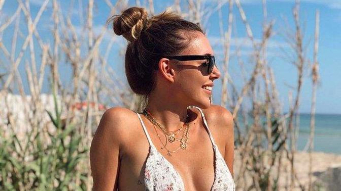 Göğüslerim hiç yok, dış görünüş için kötü bir durum mu?