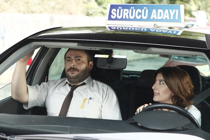Senden direksiyon hocası olur mu?