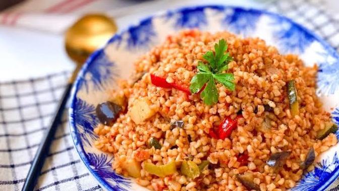 Sebzeli bulgurun içinde hangi sebzeleri seversiniz?