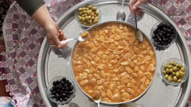 Başkaları ile aynı tabaktan yemek yer misiniz?