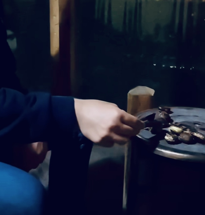 Sobada pişmiş kestane 🌰 sevmeyen var mı? Ne kadar oldu sobada pişmiş kestane 🌰 yemeyeli?