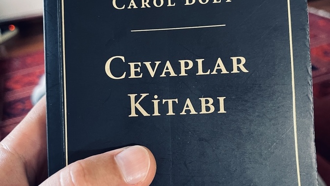 Sana sorunun cevabını vermemi ister misin🔮? Hadi sor?