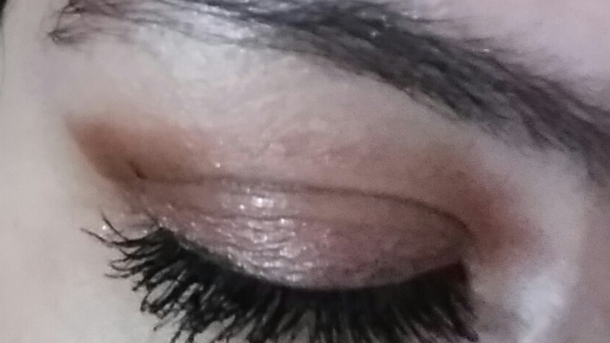 Kızlar eyeliner olan mı, eyelinersız mı?