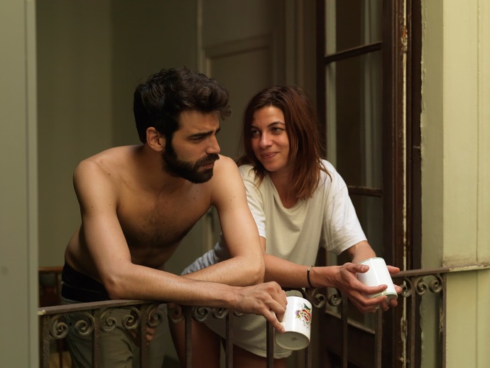 Flörtünüzün size çabuk bir şekilde bağlanmasından rahatsız olur musunuz?