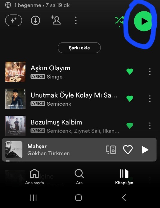Spotifyda karışık müzik dinleyemiyorum. Anlayan var mı?