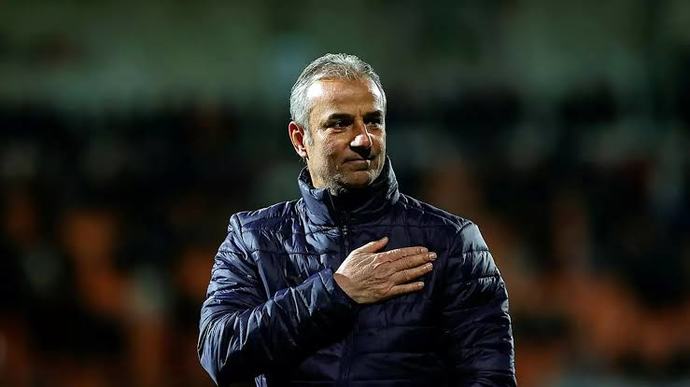 Milli futbol takımızın teknik direktörü kim olmalı?