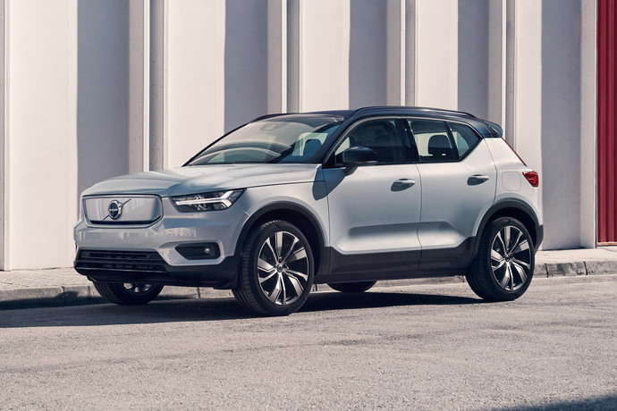 Xc 40 elektrikli  mi ex60 elektrikli mi?
