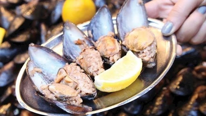 Midye limonlu mu yenir, limonsuz mu?