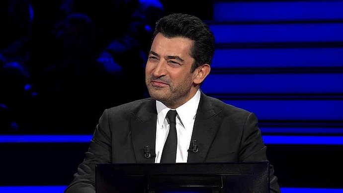 Türkiyedeki 81 ilin adında bu 4 harften hangisi diğer üçünden daha az bulunur?