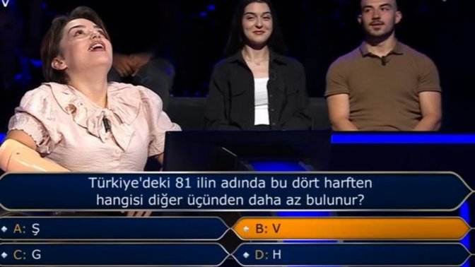 Kim Milyoner Olmak İster'de son soruya gelen Rabia Birsen Güvercin, doğru yanıtı vererek 1 Milyon TL'nin sahibi oldu. Helal olsun dedik mi?