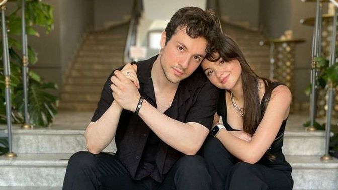 1 aylık sevgilim akraba ve arkadaşları görür diye Instagram'da fotoğrafımızı paylaşmıyor. Benimle ciddi düşünmüyor mu?