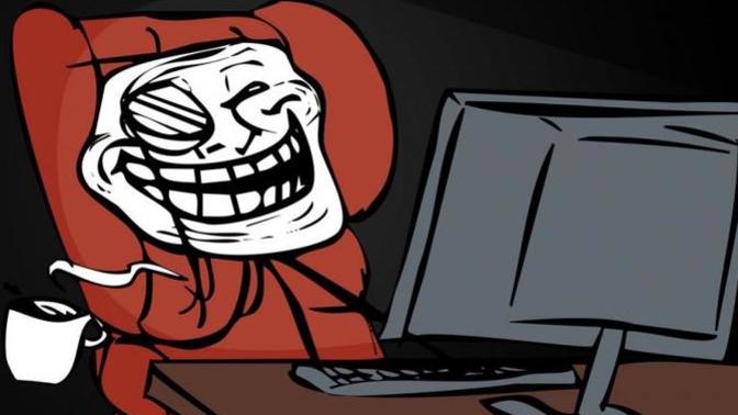 Oyun sırasında sizi trolleyen takım oyuncularına karşı tepkiniz nasıl?