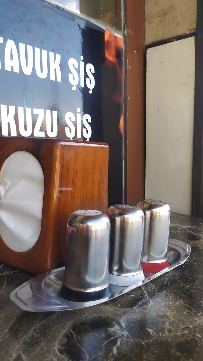 Kendinizle yemek yemeyi severmisiniz?