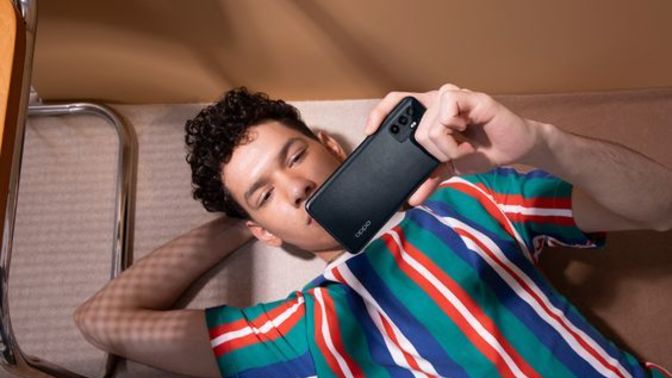 Uzun yıllar sonra alınan üst model telefonun verdiği huzur halis mi?