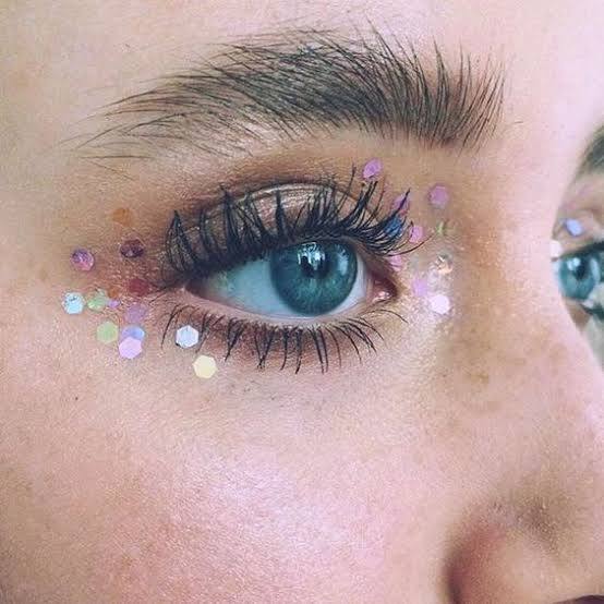 Balık model abiye giyeceğim, pullu makyaj yapsam uyar mı?