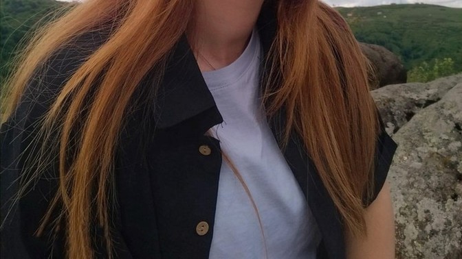 Saçımı papatya suyuyla açtım, turuncumsu oldu. Uzadıkça dipleri koyu renk gözüküyor, nasıl eski halime dönerim?