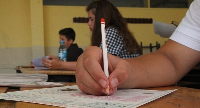 OECD raporu: Türkiye eğitim yatırımlarında son sıralarda. Size göre eğitime yeterli yatırım yapılıyor mu?