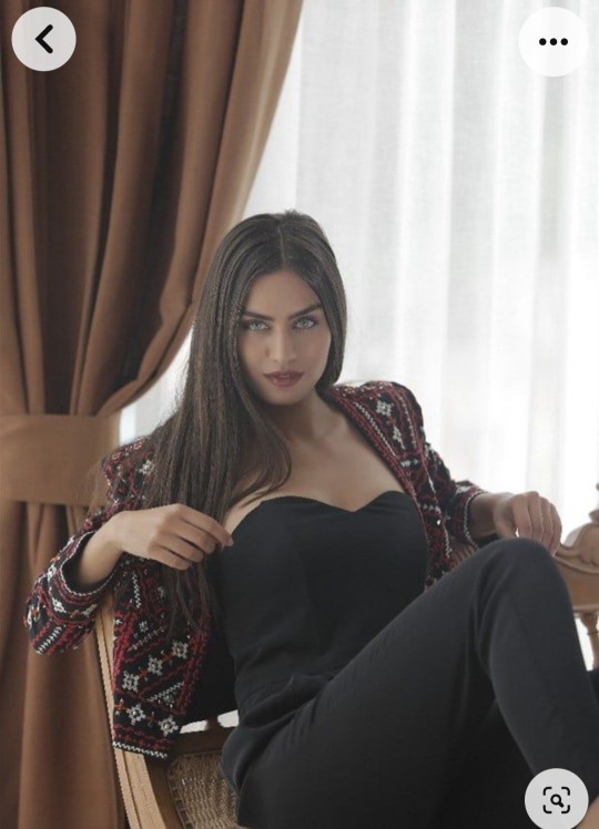Amine Gülşe güzel mi sizce?
