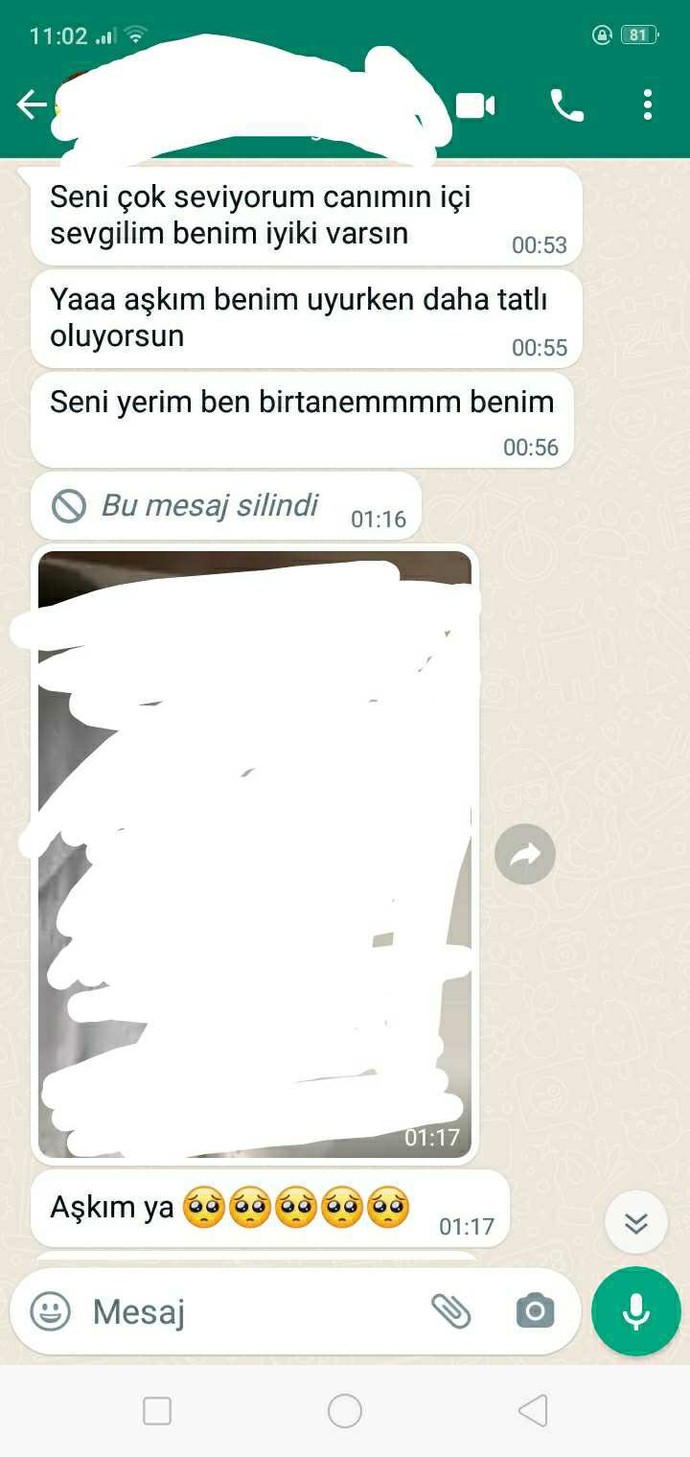 Sevgilimin gece ben uyurken yazdıklarına bakın! Gerçekten seviliyor muyum?