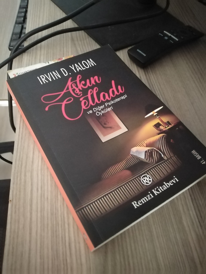 Şu an hangi kitabi okuyorsunuz?