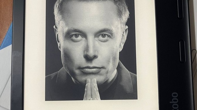 Kimler Elon Muskın kitabini okuyacak?