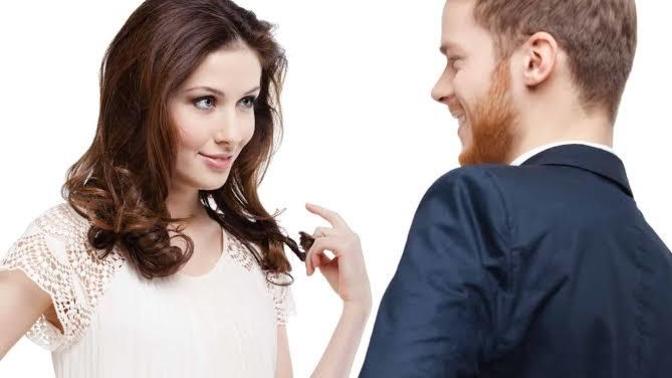 İlk hamleyi yapan kız, cesur mudur arsız mıdır?