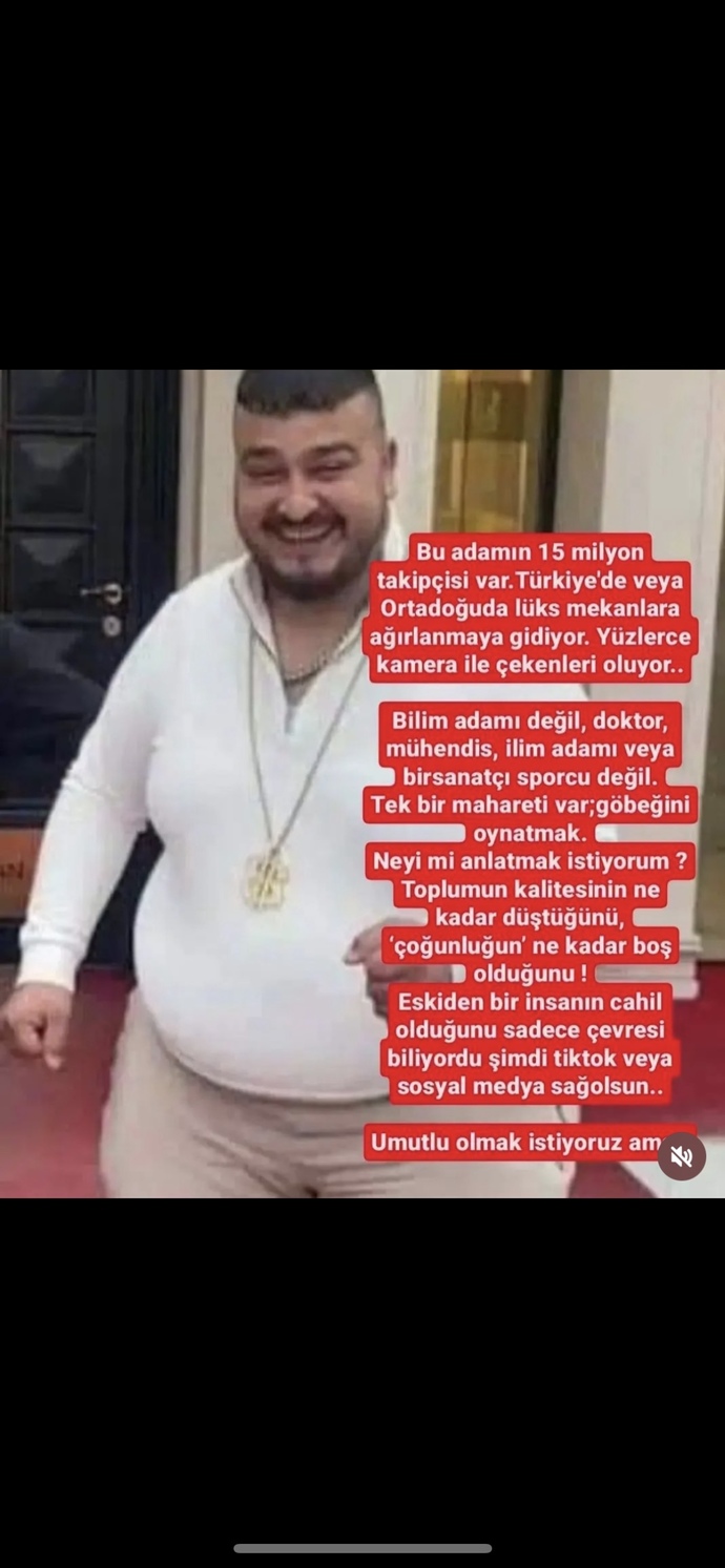 Bu adamı tanıyan var mı? Göbek sallayarak ünlü oldu, ne düşünüyorsunuz?