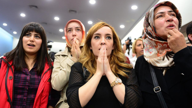 Öğretmen atamalarında mülakat ve KPSS yarı yarıya etkili olacak! Sizce daha iyi mi olur?