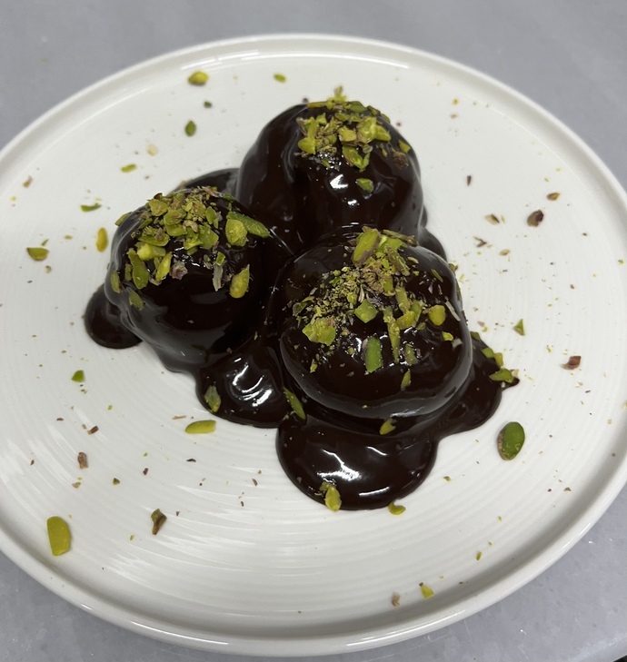 Profiterol sever misiniz arkadaşlar?