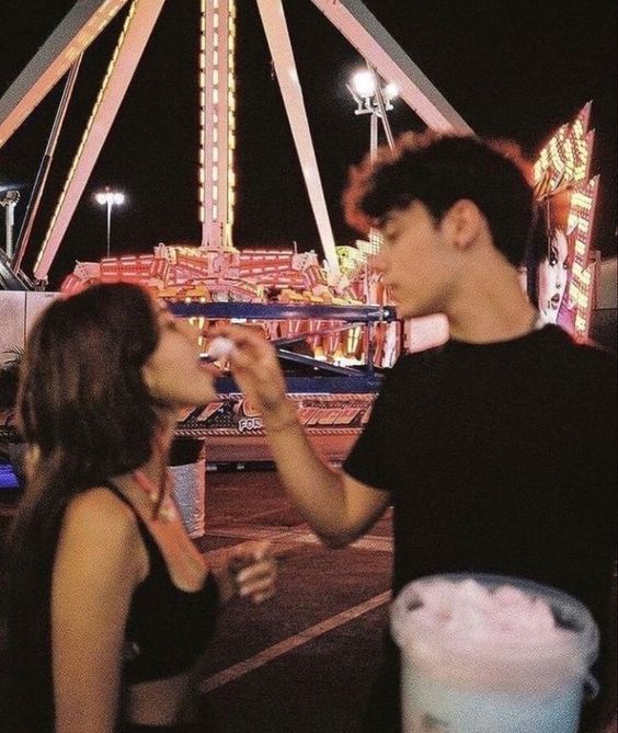 Flörtünüz ilk buluşmayı lunaparkta geçirmek istese kabul eder misiniz?